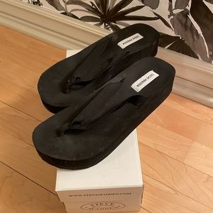 Steve Madden Cayman Sandal
